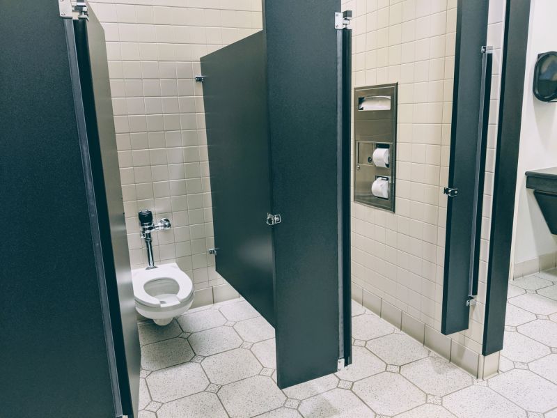 Cost of Commercial Toilet Installation